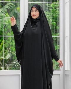 راهنمای خرید چادر مجلسی؛ چگونه در مهمانی‌ها بدرخشیم؟